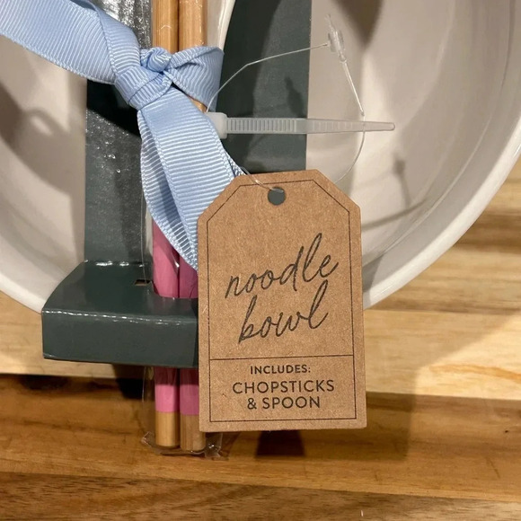 Sunday Morning Ceramics Floral Noodle Bowl with Spoon & Chopsticks. NWTS! - Picture 5 of 11